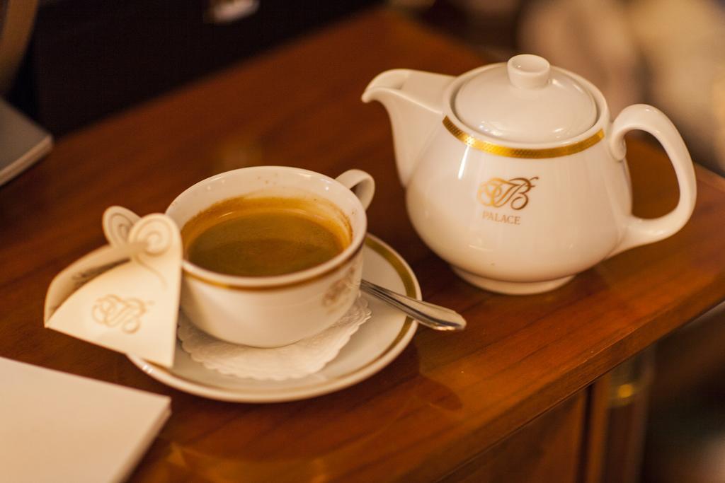 Tb Palace Hotel & Spa Jūrkalne Eksteriør bilde